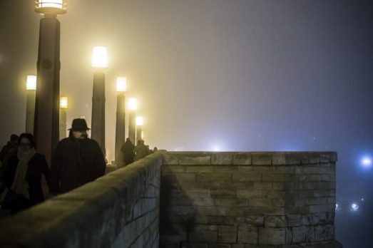 Nuria Febrel_Cruzando el puente