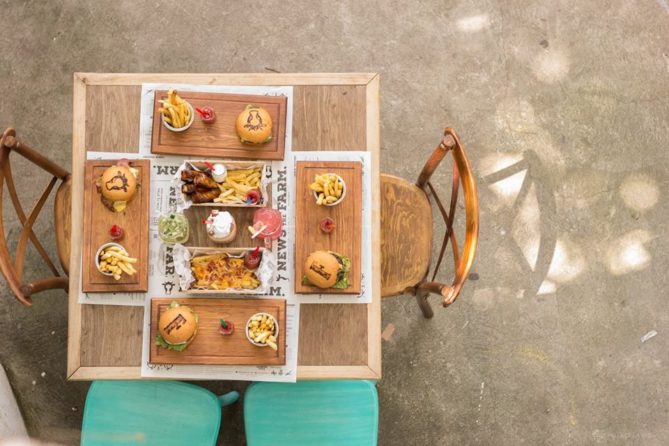 Michelle De la Vega_Hamburguesas en familia