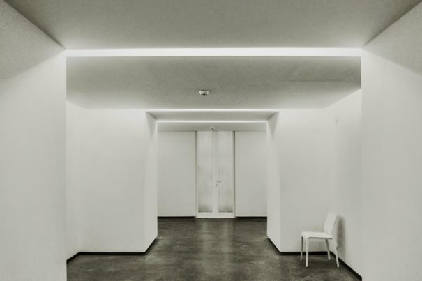 Jose Miguel_Al final del pasillo una salida y un descanso en el camino