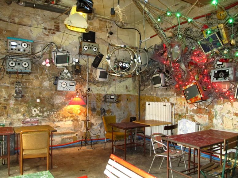 ALICIA B._Szimpla Kert