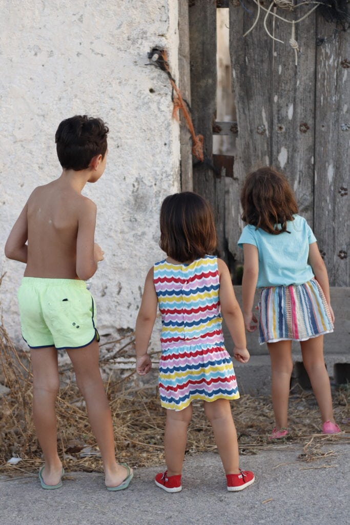 fotografía de niños tomada con de la Canon EOS 77D