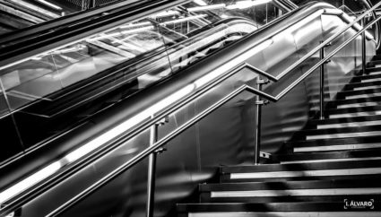 Iván Álvaro_Escaleras del Metro de Madrid
