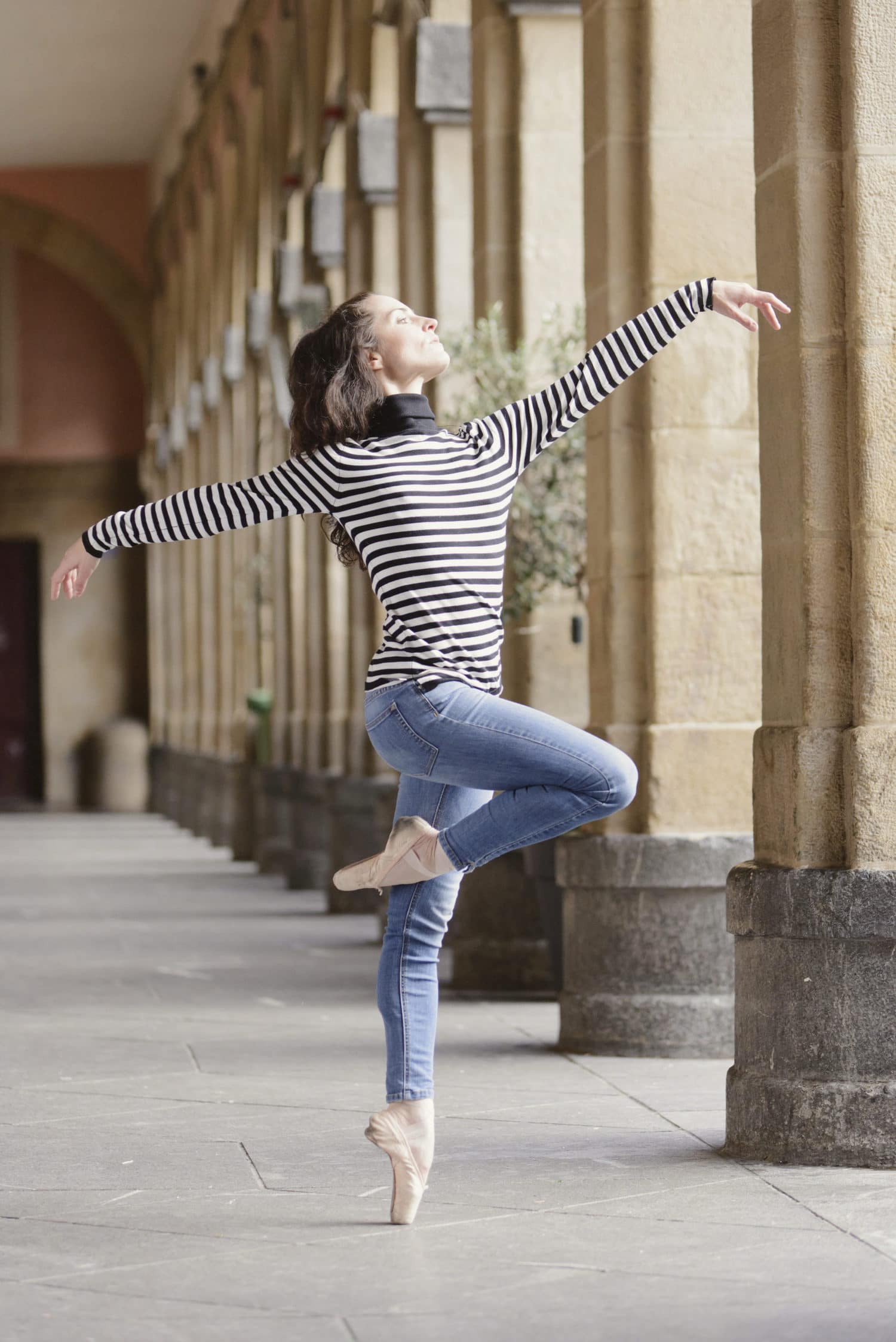 fotografía de una bailarina