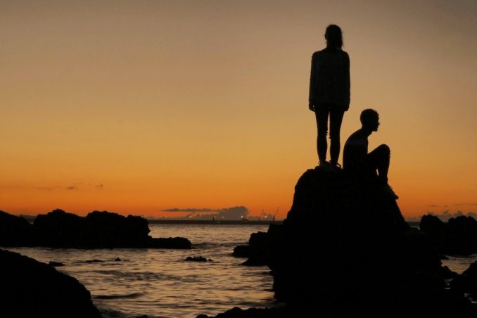 Pepe Latas_Dos no son multitud