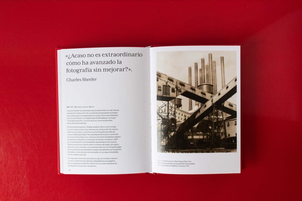 Ejemplo del interior del libro Los fotógrafos hablan sobre la fotografía
