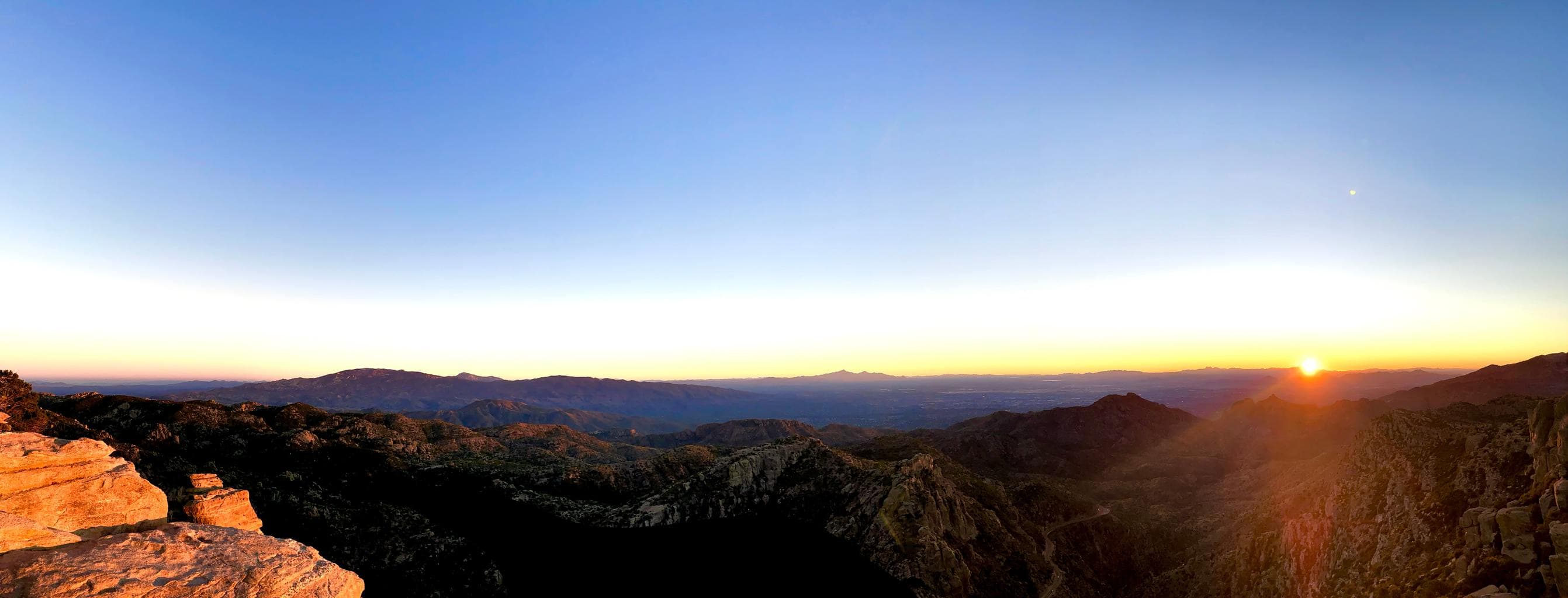 Fotografía panorámica de amanecer con móvil