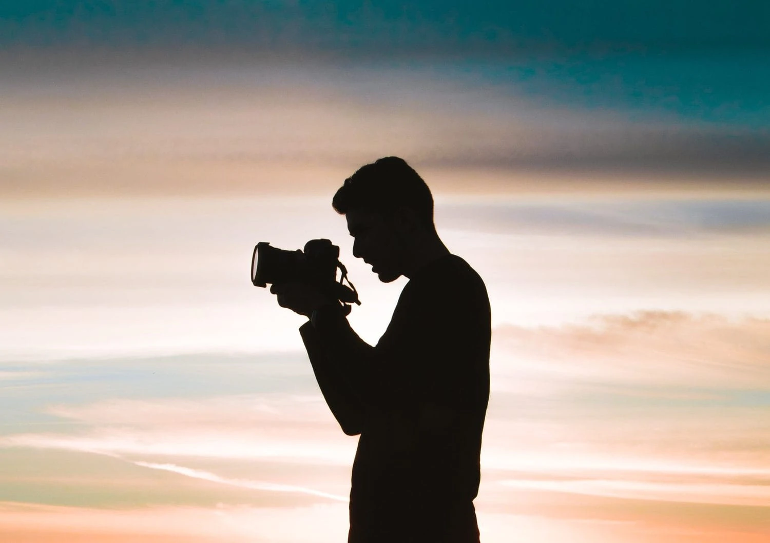 silueta de fotógrafo