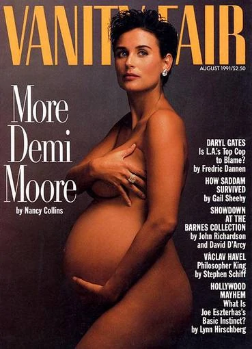 Famosa portada de Vanity Fair de Demi Moore embarazada fotografiada por Annie Leibovitz