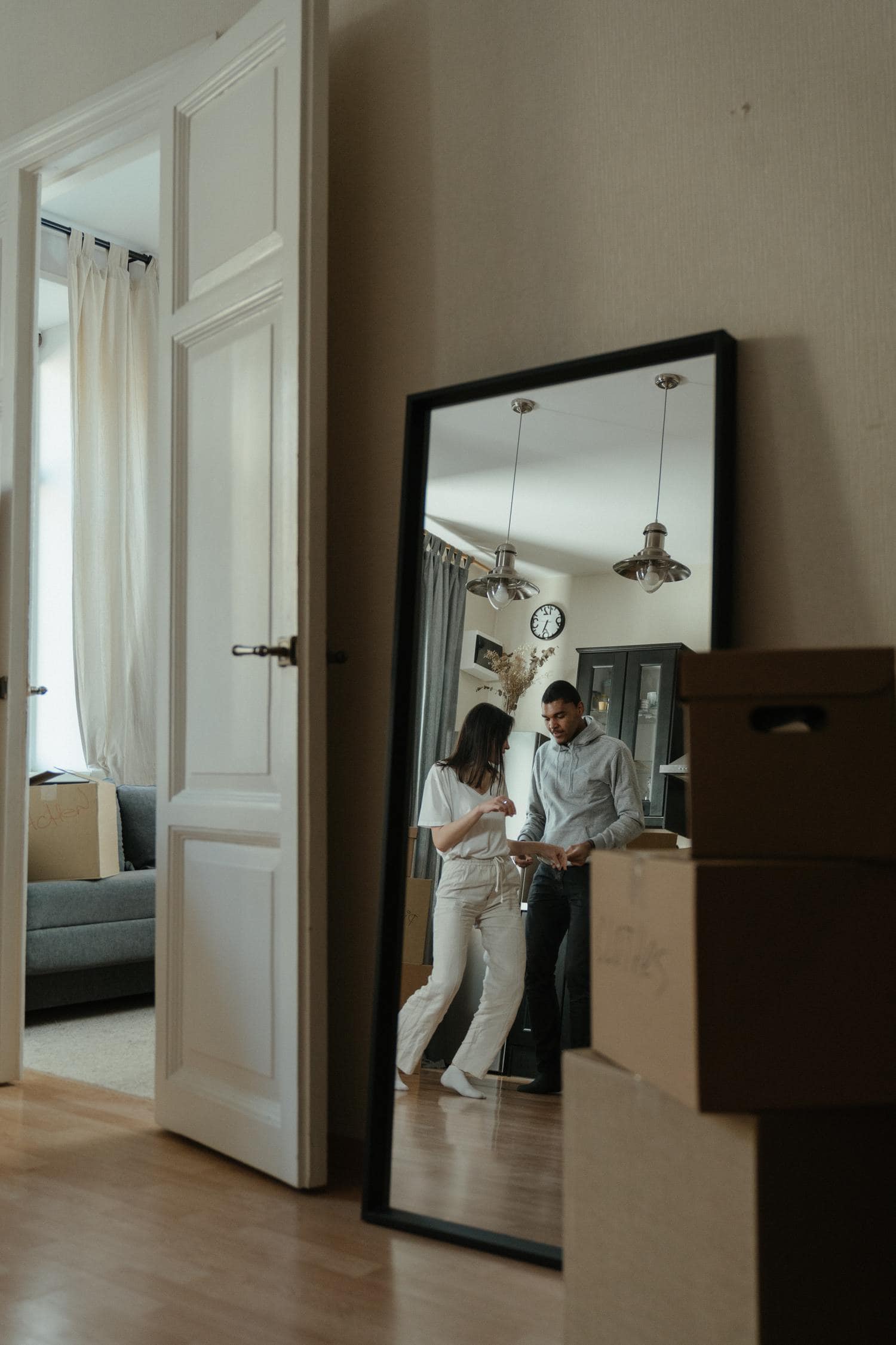 piso pareja espejo