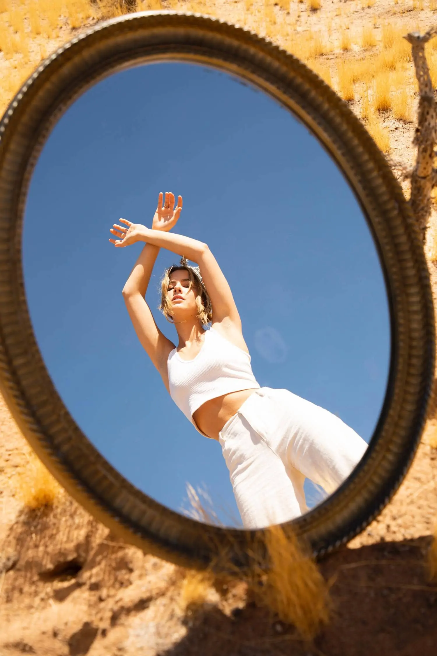 mirror sand woman