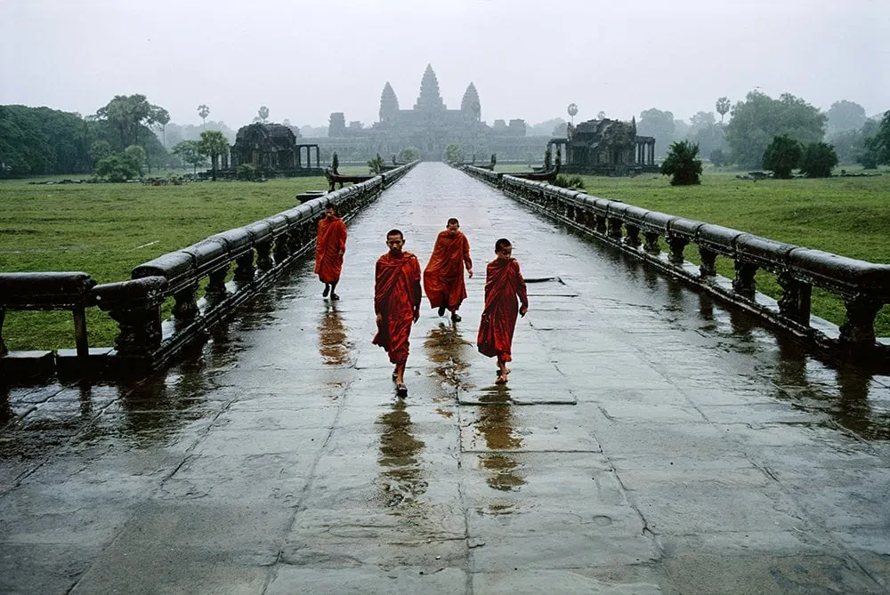 steve mccurry monks