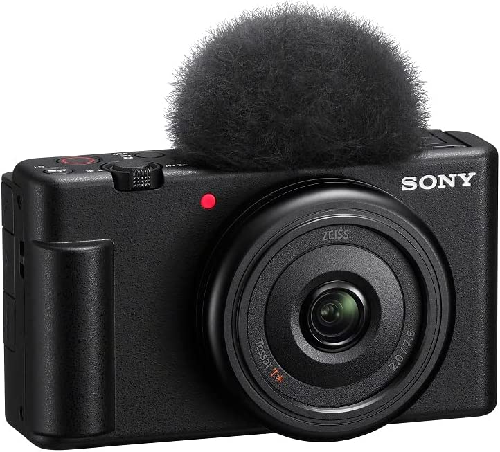 compact camera for vlogging