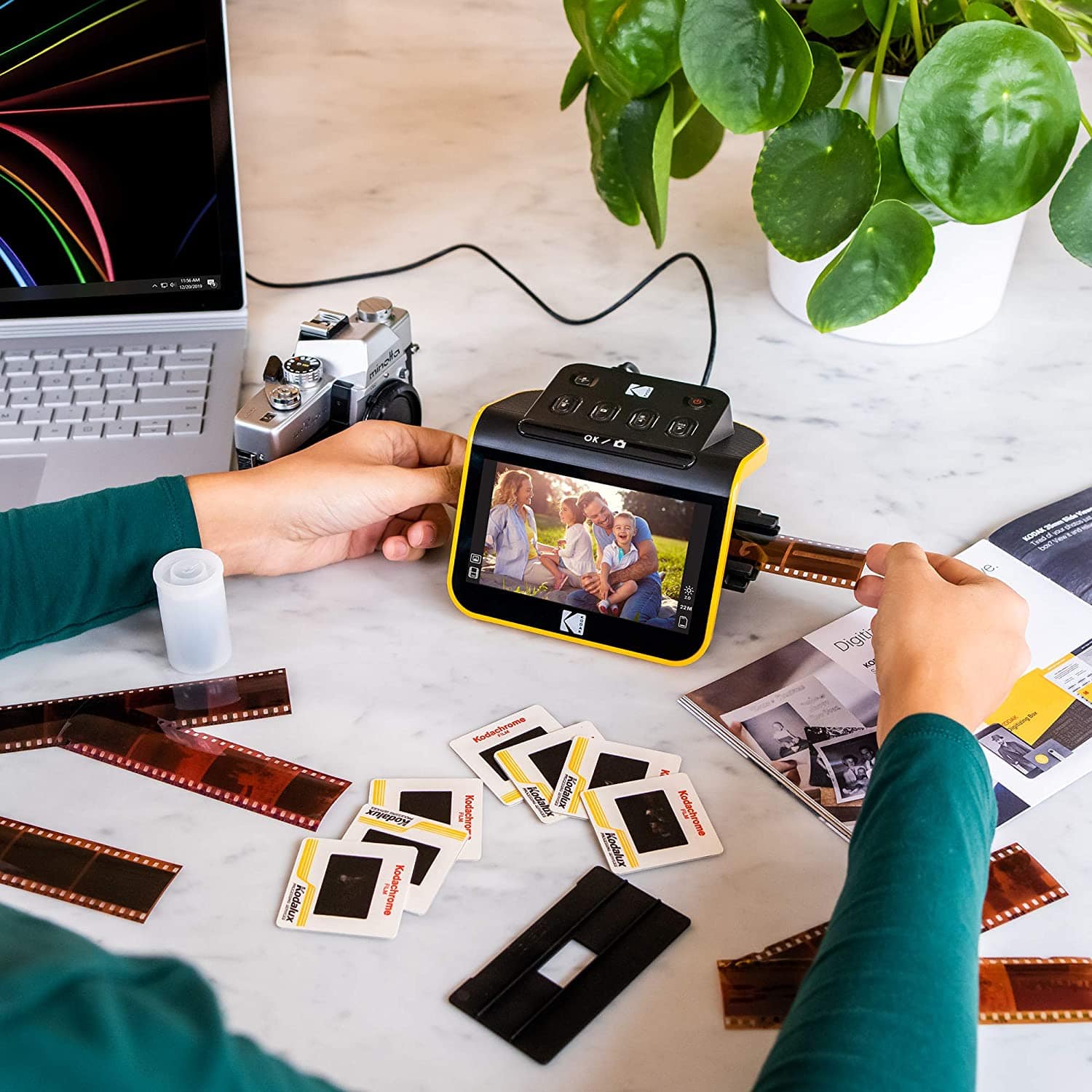 Escáner de película pequeño portátil multifunción pantalla LCD de