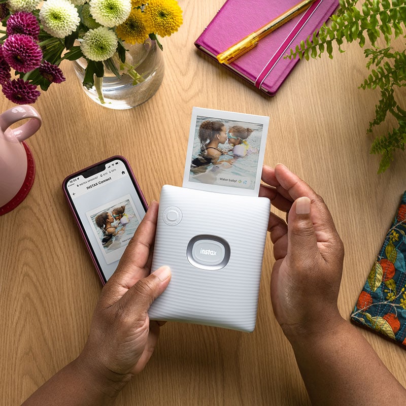 instax square link manos fotos