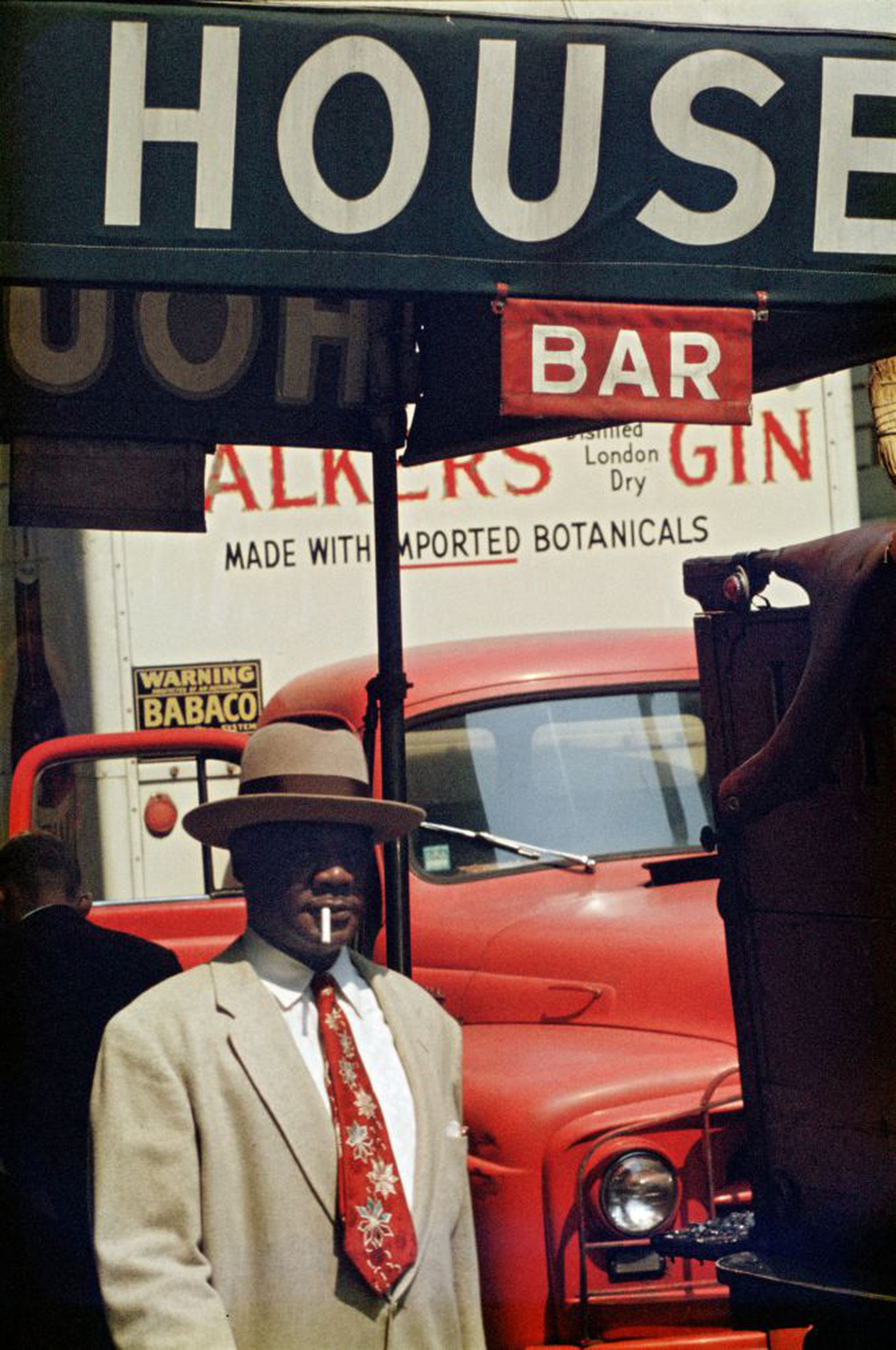 Foto de calle en color de Saul Leiter