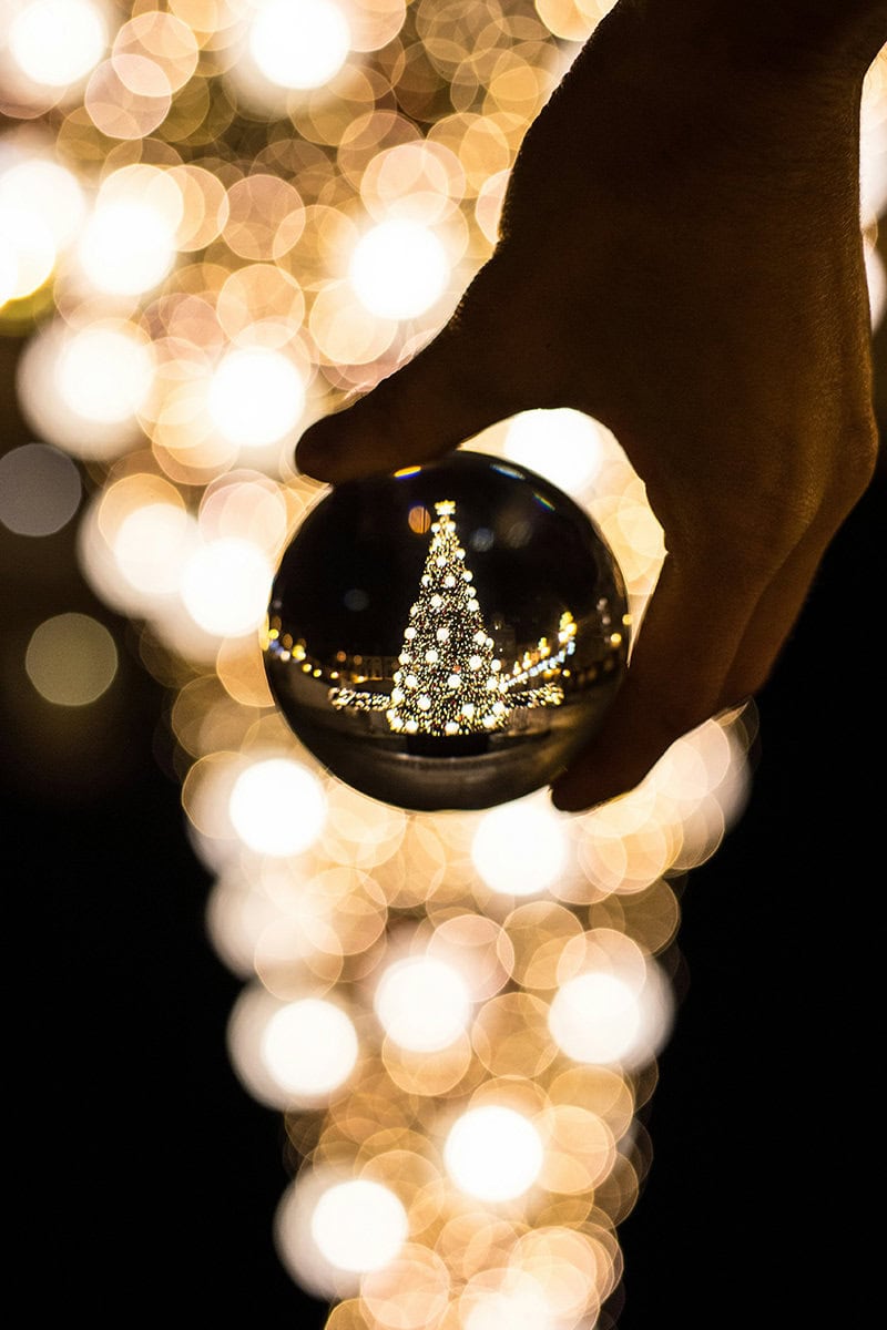fotos navideñas creativas de luces y adornos